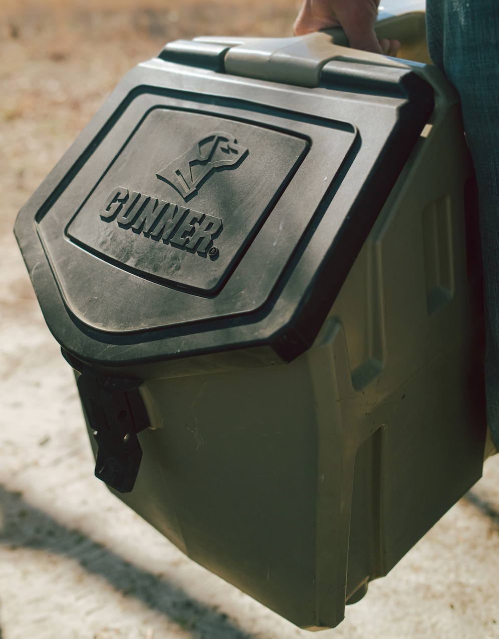 gunner dog food crate